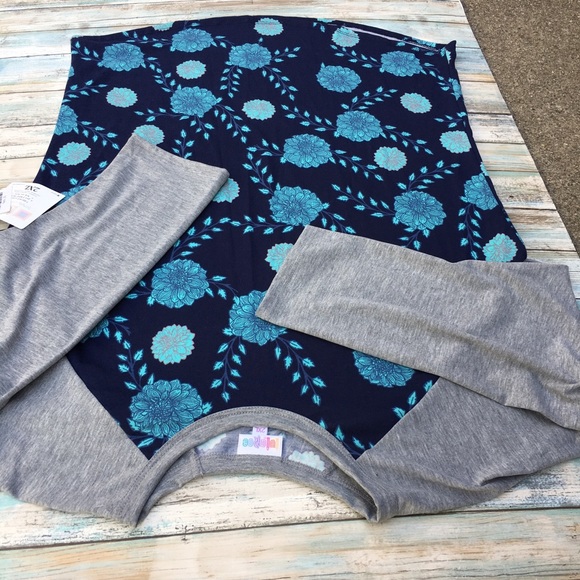 Navy LuLaRoe Randy with dahlias, 2XL - Picture 4 of 6